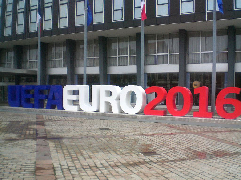UEFA_Euro_2016_Lens_3