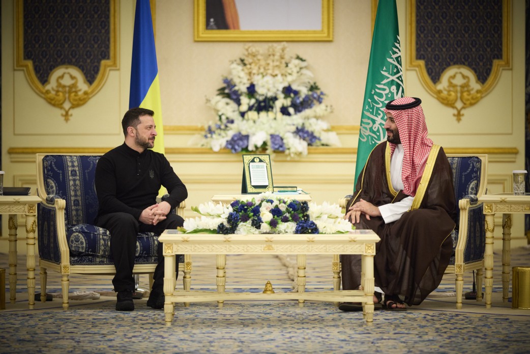 Volodymyr Zelenskyj mødes med kronprins Muḥammad bin Salmān Foto: www.president.gov.ua (CC BY-NC-ND 4.0)