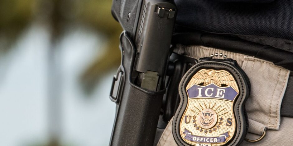ICE-agent skyder mand i Texas